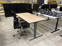 Ahrend bureau - afbeelding 1 van  12