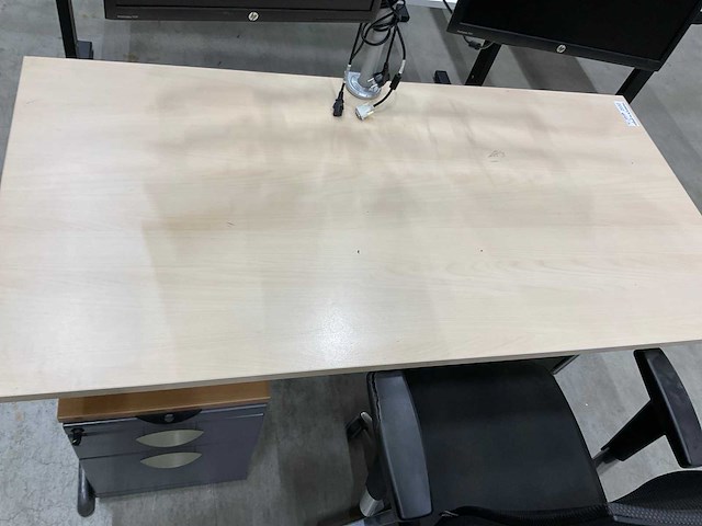 Ahrend bureau - afbeelding 4 van  12