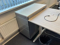 Ahrend bureau - afbeelding 6 van  6