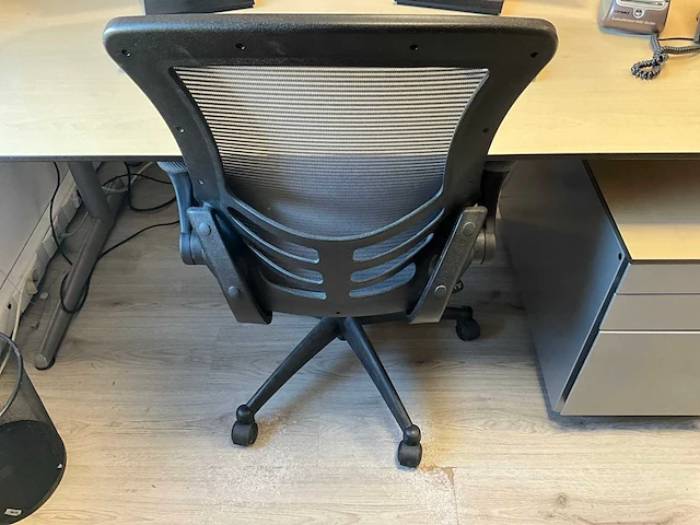 Ahrend bureauopstelling (2x) - afbeelding 7 van  7