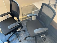 Ahrend bureaustoel (2x) - afbeelding 2 van  5