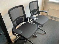 Ahrend bureaustoel (2x)