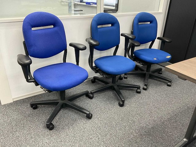 Ahrend bureaustoel (3x) - afbeelding 1 van  5