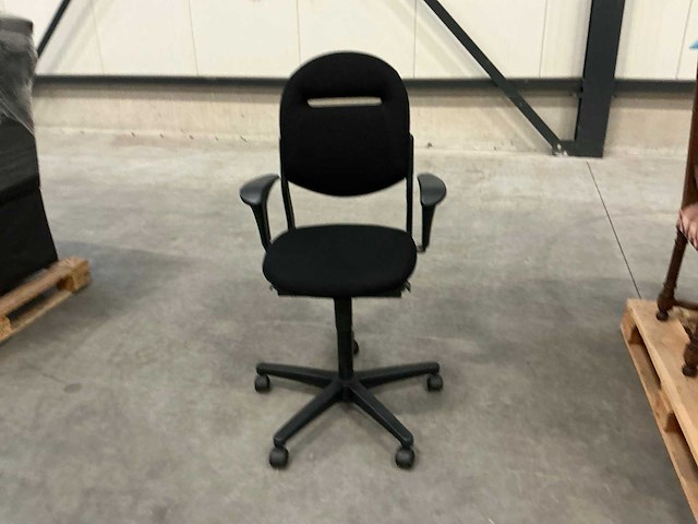 Ahrend bureaustoel (6x) - afbeelding 2 van  4