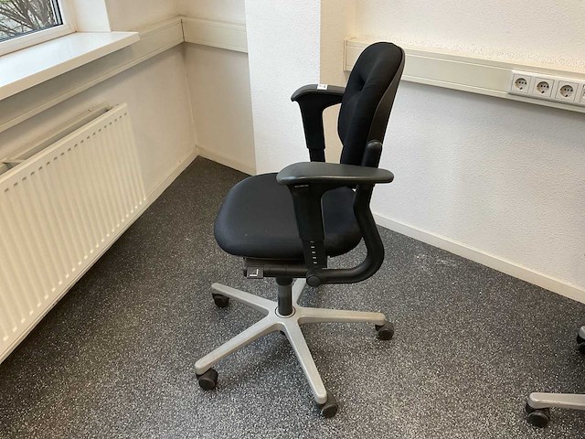 Ahrend bureaustoel - afbeelding 5 van  8