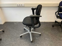Ahrend bureaustoel - afbeelding 3 van  7