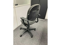 Ahrend bureaustoel - afbeelding 2 van  2