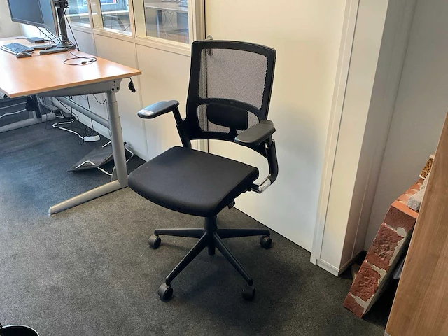 Ahrend bureaustoel - afbeelding 2 van  4