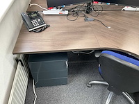 Ahrend bureautafel | 200x168 cm - afbeelding 2 van  5