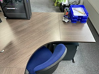 Ahrend bureautafel | 200x168 cm - afbeelding 3 van  5