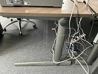 Ahrend bureautafel | 200x168 cm - afbeelding 5 van  5