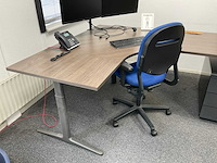 Ahrend bureautafel | 200x168 cm - afbeelding 2 van  5