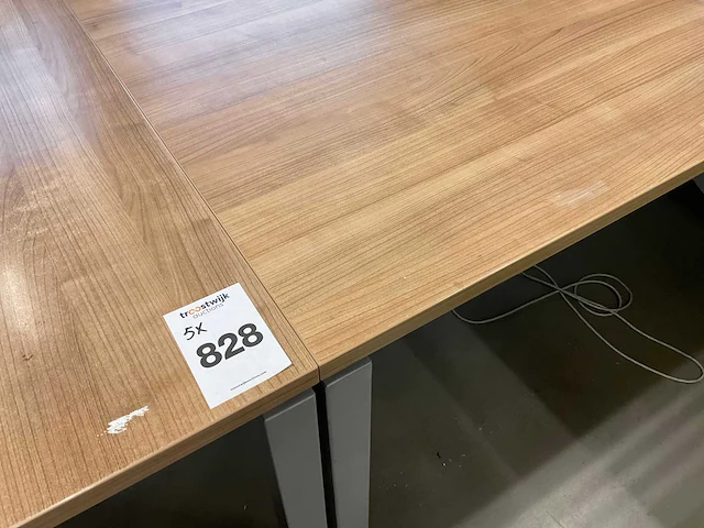 Ahrend bureautafel (5x) - afbeelding 2 van  5