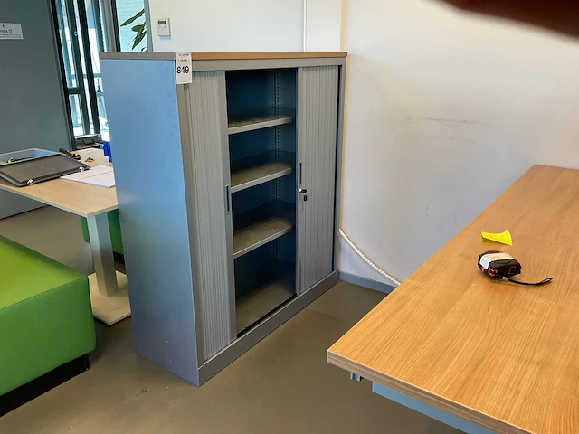 Ahrend dossierkast en tafel - afbeelding 2 van  3
