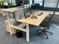 Ahrend duo zit-sta bureau met bureaustoel - afbeelding 1 van  10