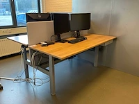Ahrend duo zit-sta bureau