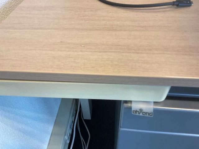 Ahrend duo zit-sta bureau - afbeelding 6 van  8