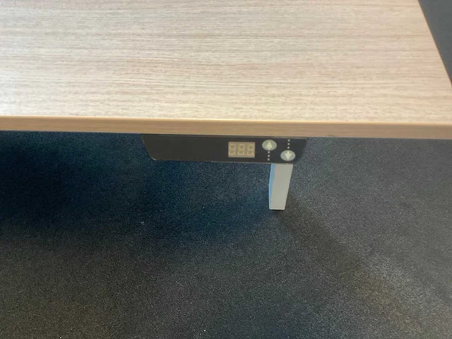 Ahrend duo zit-sta bureau - afbeelding 4 van  6