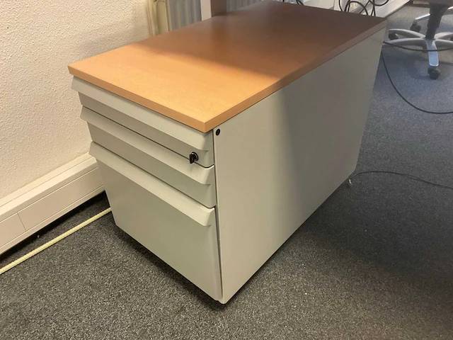 Ahrend duo zit-sta bureau - afbeelding 5 van  5