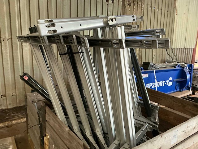 Ahrend elektrisch bureau (21x) - afbeelding 3 van  9