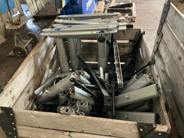 Ahrend elektrisch bureau (21x) - afbeelding 4 van  9