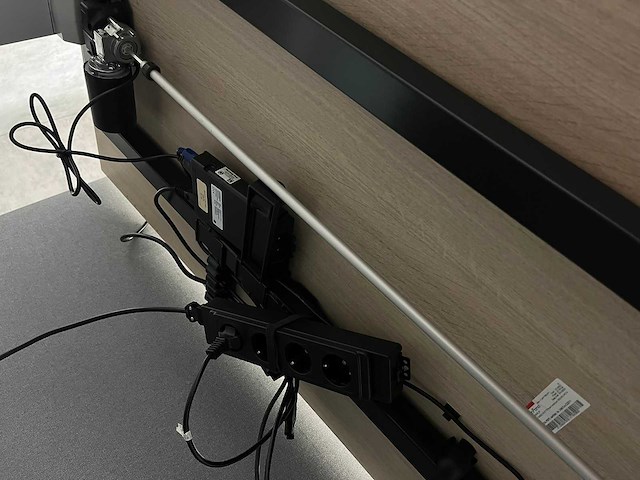 Ahrend /haworth - complete elektrisch zit-sta werkplek 180x80 - afbeelding 4 van  35