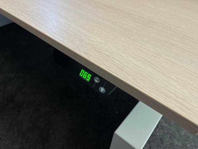 Ahrend /haworth - complete elektrisch zit-sta werkplek 180x80 - afbeelding 9 van  35