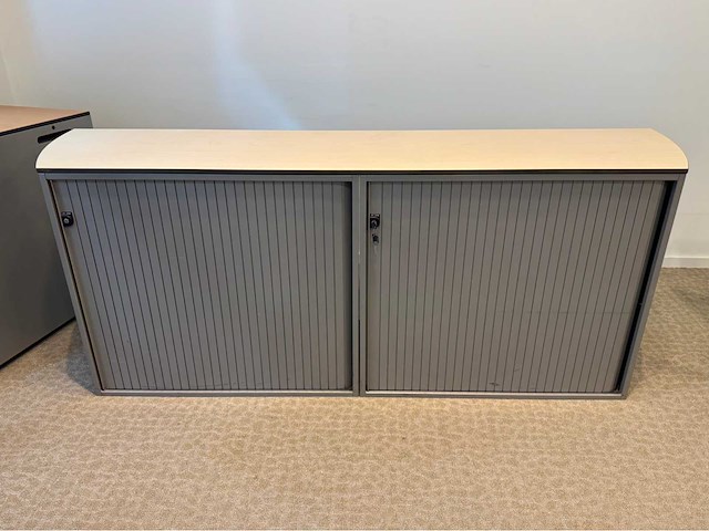 Ahrend jalouziedeurkast - afbeelding 1 van  7