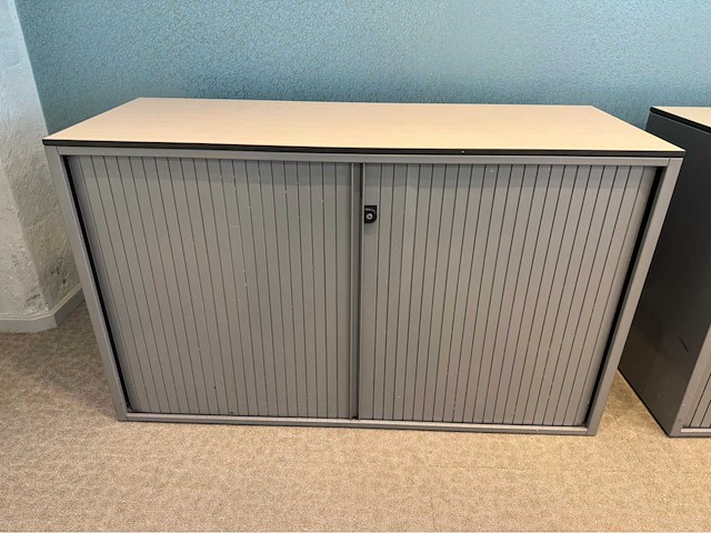 Ahrend jalouziedeurkast - afbeelding 1 van  6