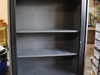 Ahrend jalouziedeurkast - afbeelding 2 van  4