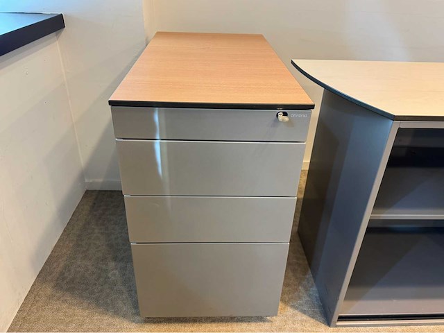 Ahrend ladeblok - afbeelding 1 van  2