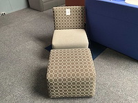 Ahrend mileto fauteuil met hocker - afbeelding 2 van  4