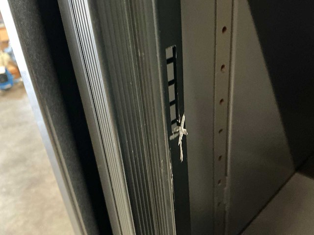 Ahrend roldeurkast (2x) - afbeelding 9 van  11