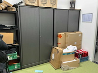 Ahrend roldeurkast (2x)