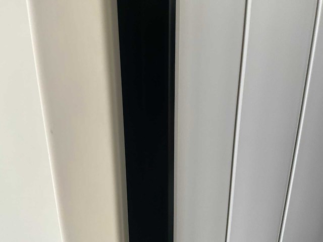 Ahrend roldeurkast - afbeelding 4 van  5