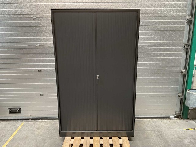 Ahrend roldeurkast - afbeelding 1 van  3