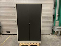 Ahrend roldeurkast - afbeelding 1 van  2