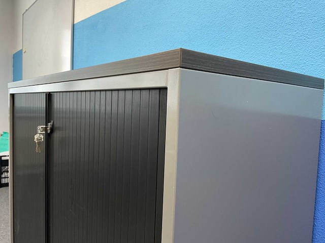 Ahrend roldeurkast - afbeelding 3 van  6