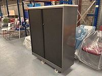Ahrend roldeurkast - afbeelding 3 van  4
