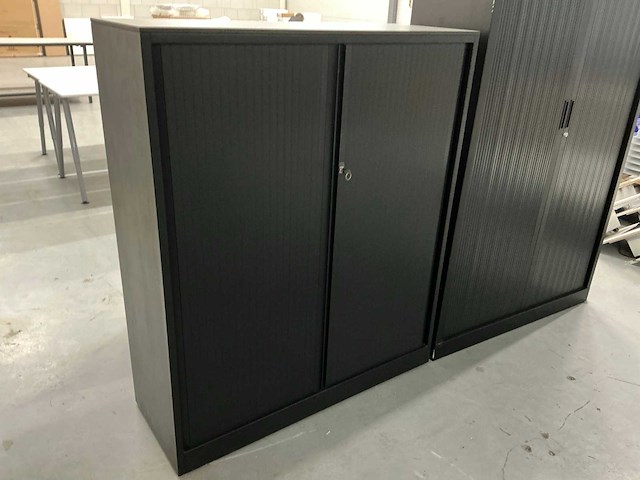 Ahrend schuifdeurkast (2x) - afbeelding 2 van  6