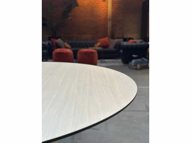 Ahrend vergadertafel ø180x75cm - afbeelding 3 van  3