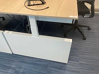 Ahrend zit-sta bureau met bureaustoel - afbeelding 3 van  10