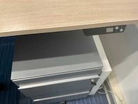 Ahrend zit-sta bureau met bureaustoel - afbeelding 5 van  10
