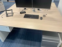 Ahrend zit-sta bureau met bureaustoel - afbeelding 7 van  10