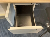 Ahrend zit-sta bureau met bureaustoel - afbeelding 8 van  11
