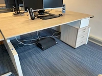 Ahrend zit-sta bureau - afbeelding 2 van  5
