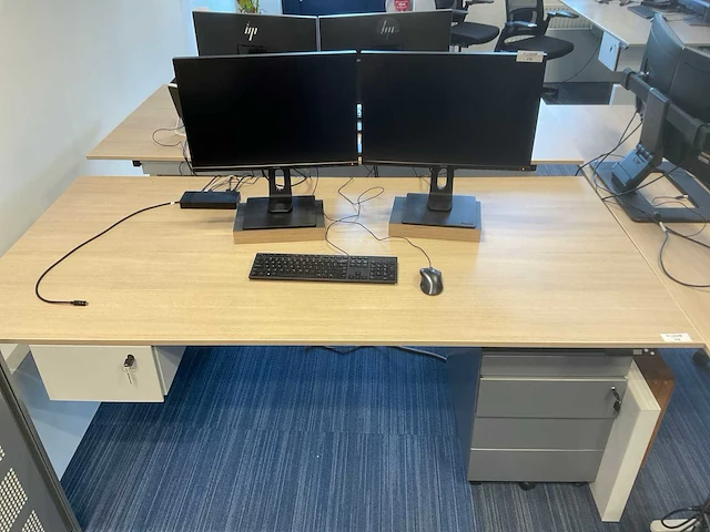 Ahrend zit-sta bureau - afbeelding 2 van  5