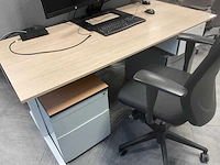 Ahrend zit-sta bureau - afbeelding 1 van  5