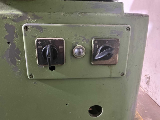 Ai hembrug - slijp- en afbraammachine - afbeelding 2 van  11