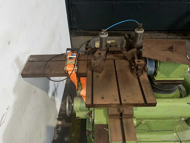 Ai hembrug - slijp- en afbraammachine - afbeelding 9 van  11